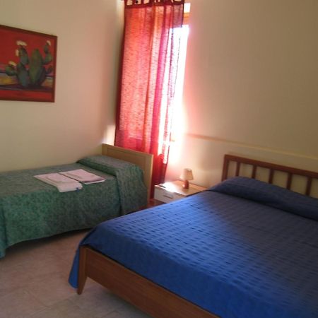 Agriturismo Torre Del Golfo Cropani Bagian luar foto
