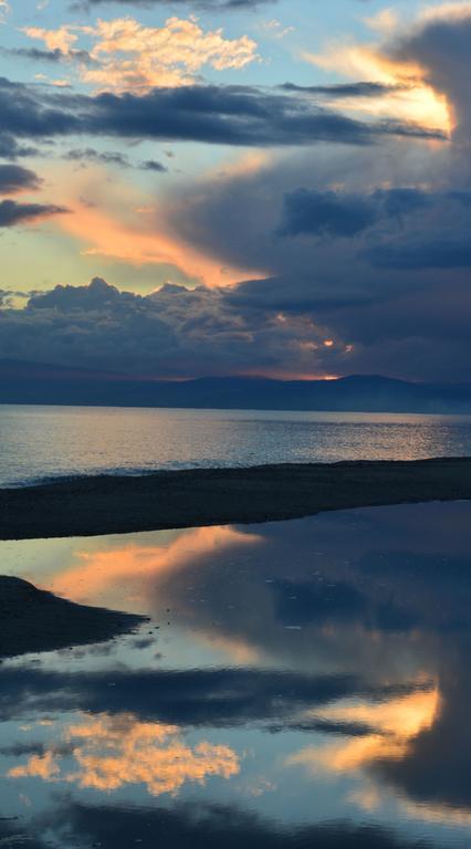 Agriturismo Torre Del Golfo Cropani Bagian luar foto