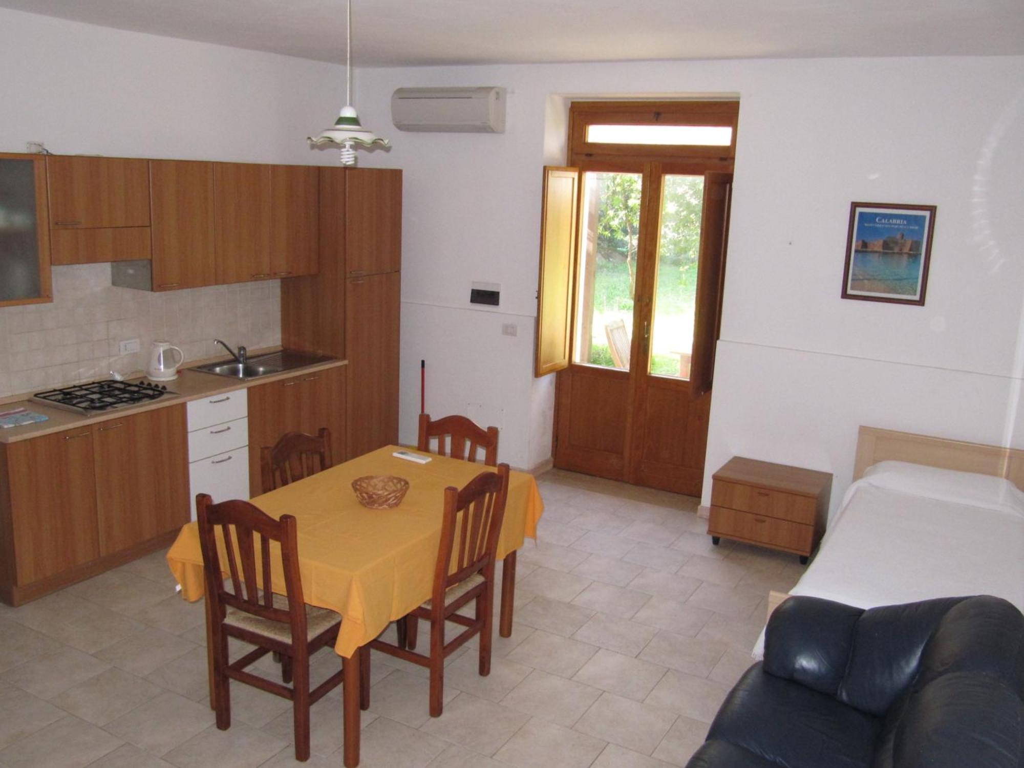 Agriturismo Torre Del Golfo Cropani Bagian luar foto