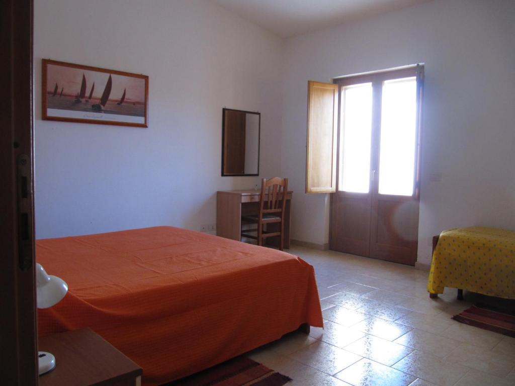 Agriturismo Torre Del Golfo Cropani Ruang foto