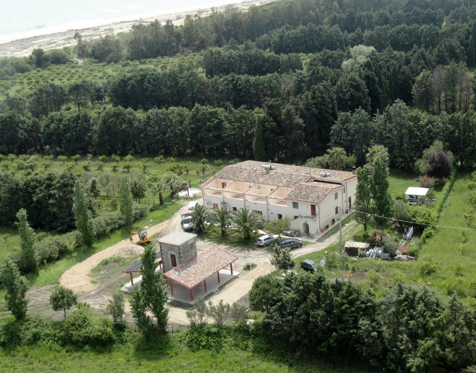 Agriturismo Torre Del Golfo Cropani Bagian luar foto