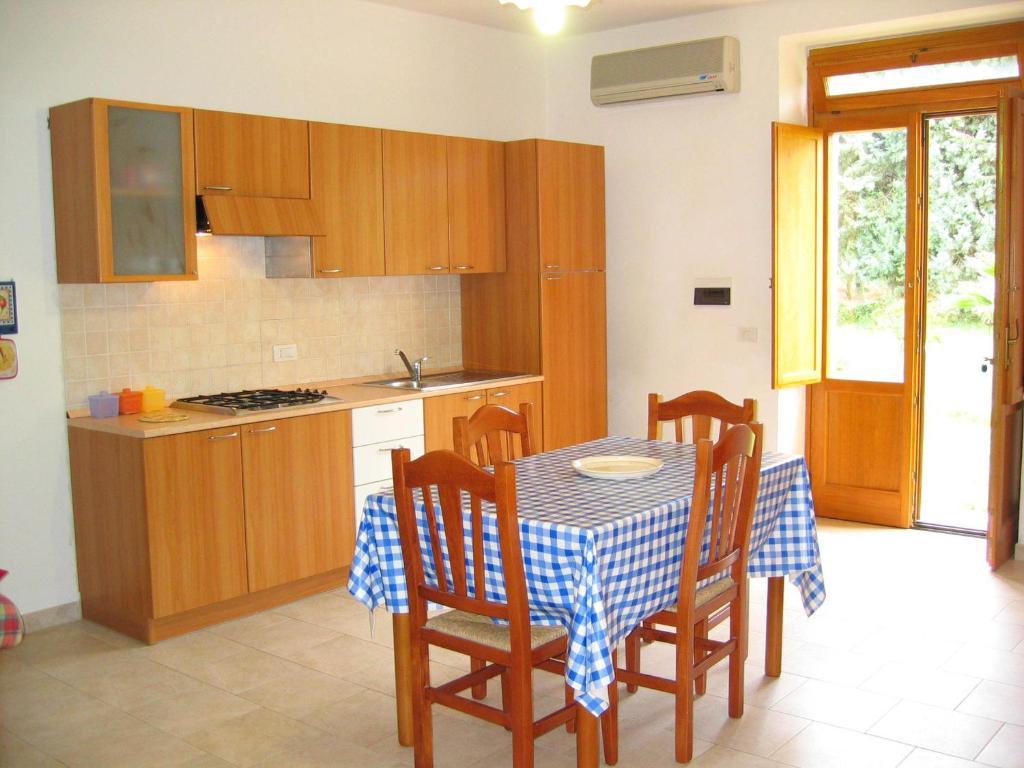 Agriturismo Torre Del Golfo Cropani Ruang foto