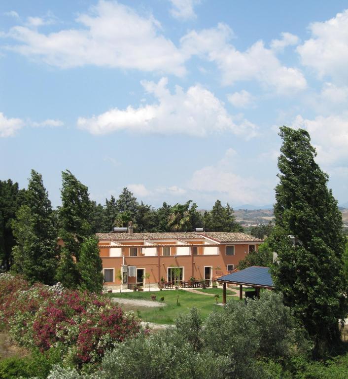 Agriturismo Torre Del Golfo Cropani Bagian luar foto